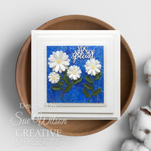 Dies by Sue Wilson - Finishing Touches : Dynamic Daisies