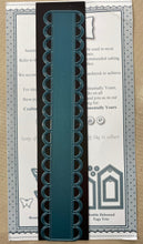 Pre-Loved : Sentimentally Yours Charming Collection - Charmed Double Scallop Border