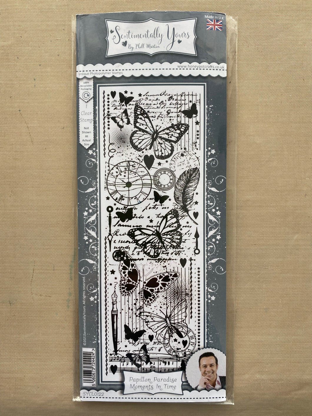 Pre-Loved : Sentimentally Yours DL Stamp - Papillon Paradise Moments In Time